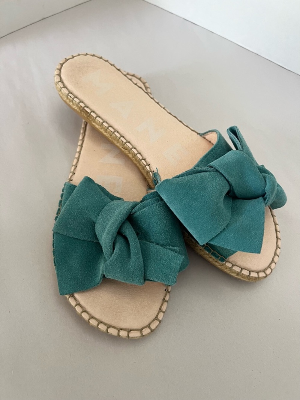Manebi Hamptons Teal Suede Bow Slide Sandals Espadrille Flat Size 39